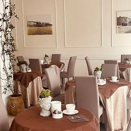 Regina Margherita Hotel 4*