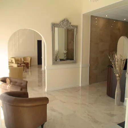 Regina Margherita Hotel 4*