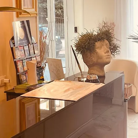 Hotel Regina Margherita 2*
