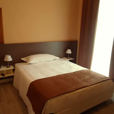 Ξενοδοχείο Regina Margherita 4*